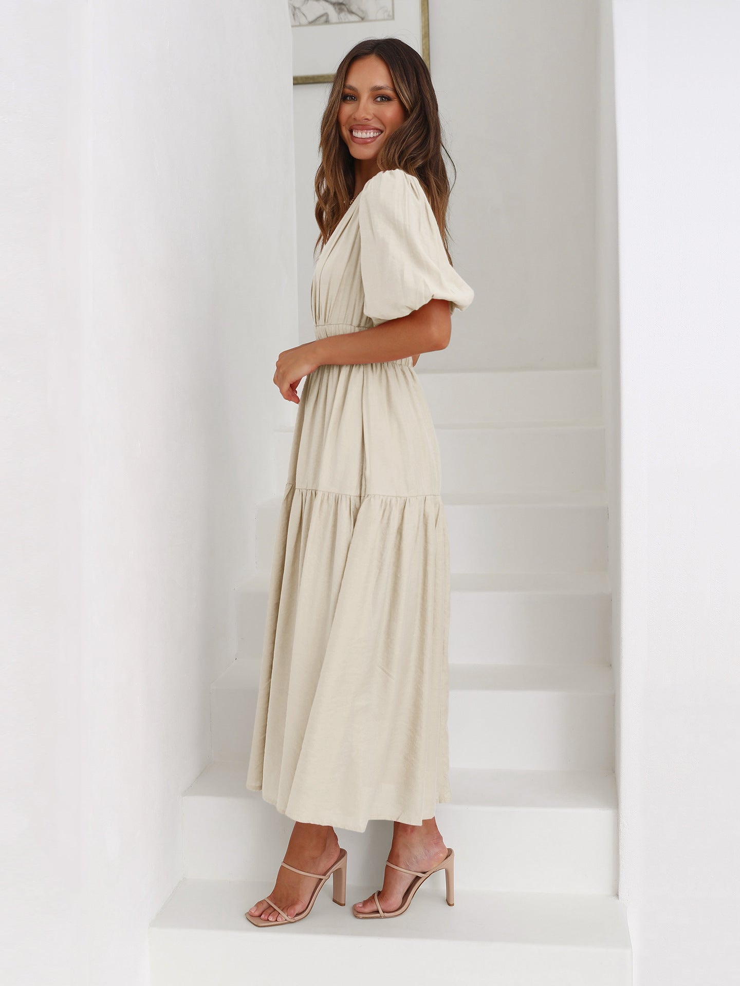 Flowy Midi Dress | Elegant & Feminine | Flutter Sleeve Design