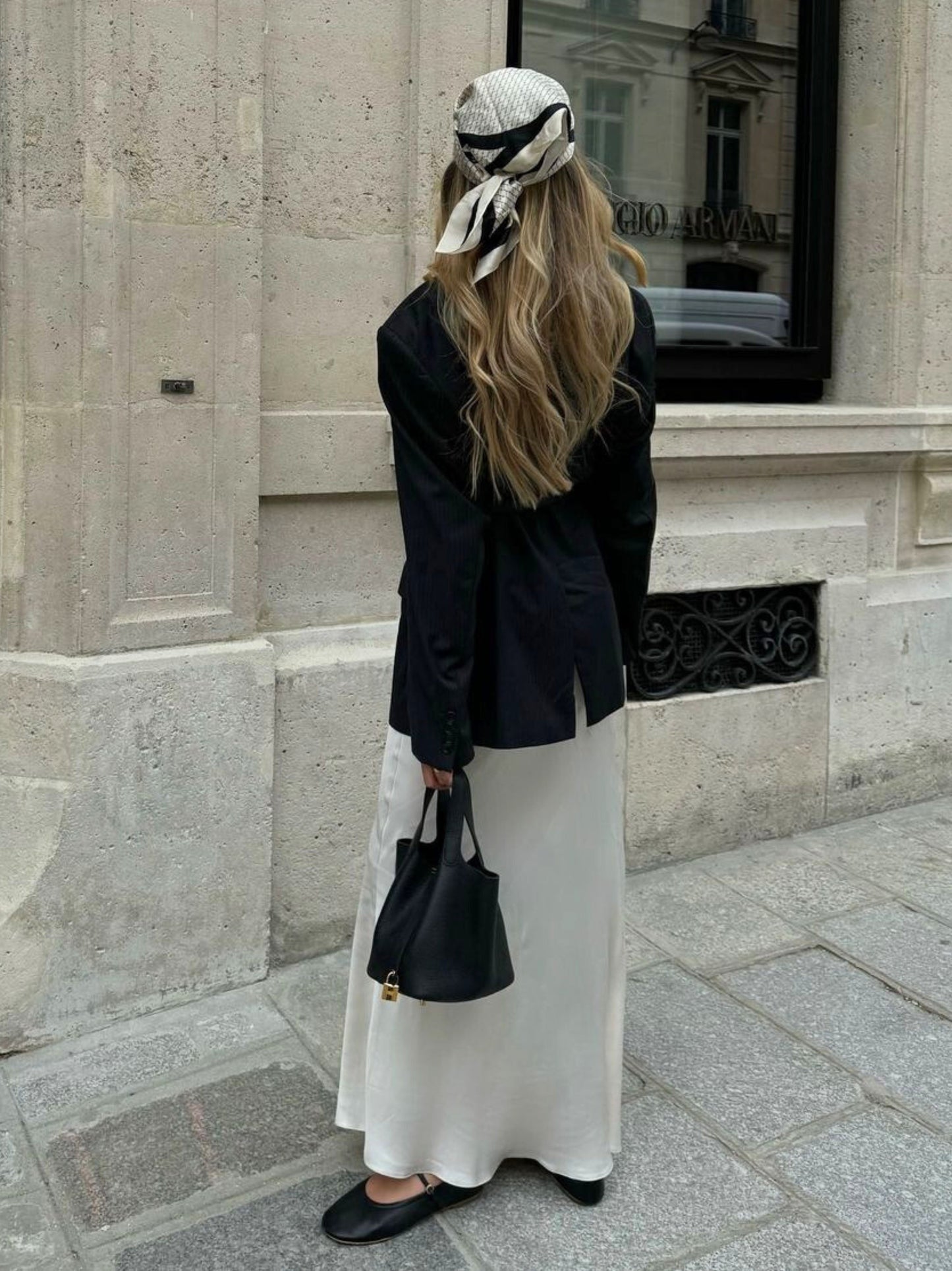 Structured Bucket Tote | Faux Leather | Padlock Detail