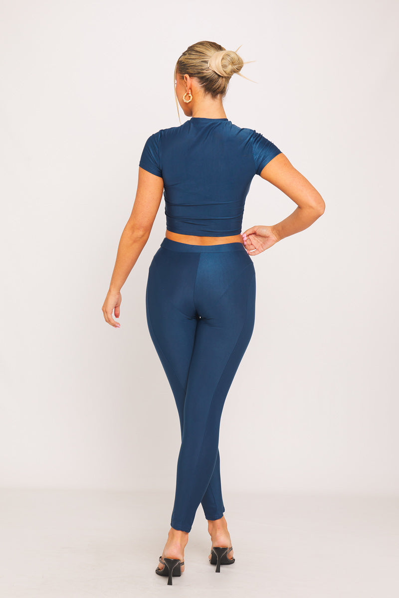 Midnight Motion Set | Glossy Crop Top & Leggings | Sleek Activewear