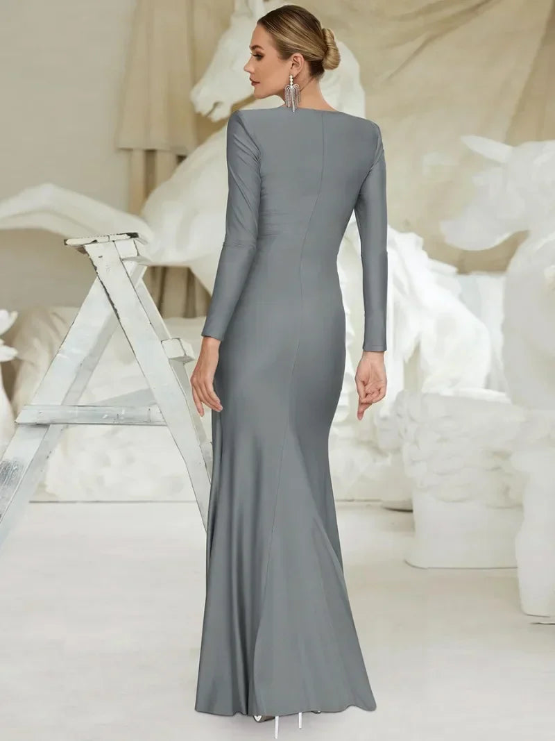 Elegant Floor-Length Gown | Sophisticated & Timeless | Formal Evening Wear