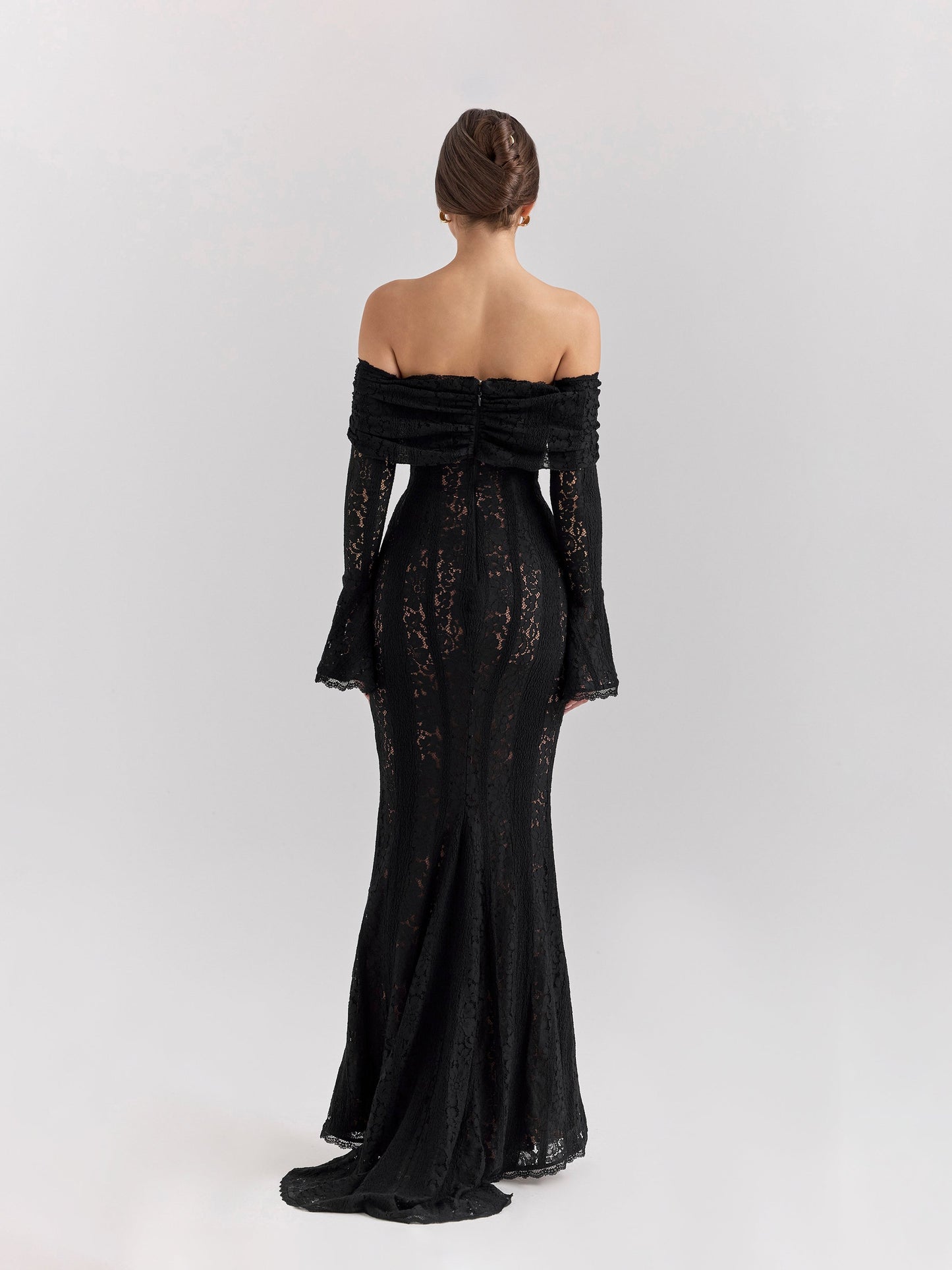 Off-Shoulder Lace Maxi Dress | Elegant & Romantic | Timeless Glamour