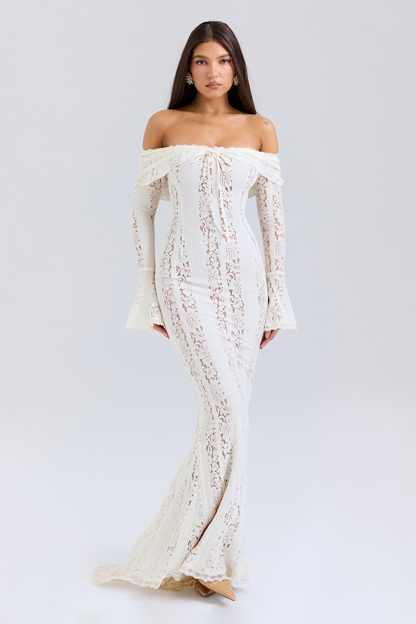 Off-Shoulder Lace Maxi Dress | Elegant & Romantic | Timeless Glamour