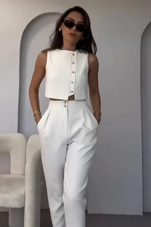 Sleeveless Pantsuit Set | Chic & Tailored | Effortless Power Dressing