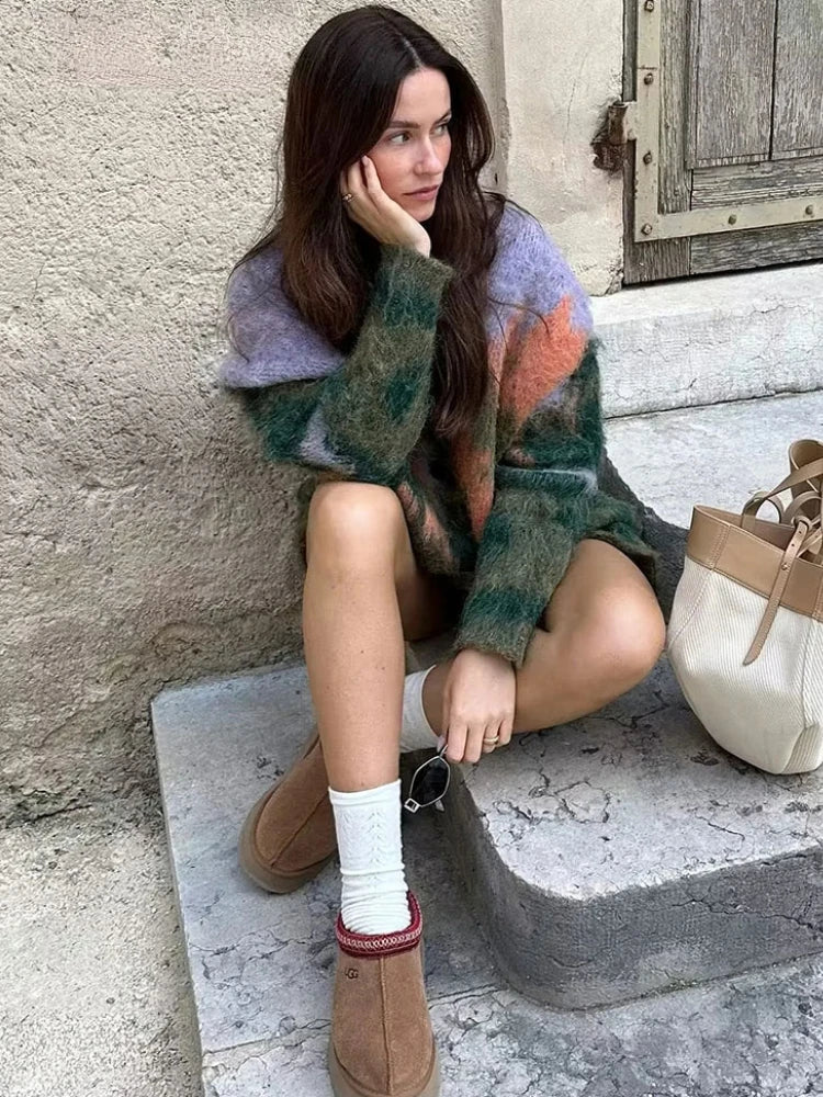 Gradient Knit Sweater | Cozy & Stylish | Oversized Fit