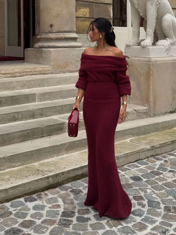 Off-Shoulder Knit Maxi Dress | Bodycon Fit | Effortless Elegance