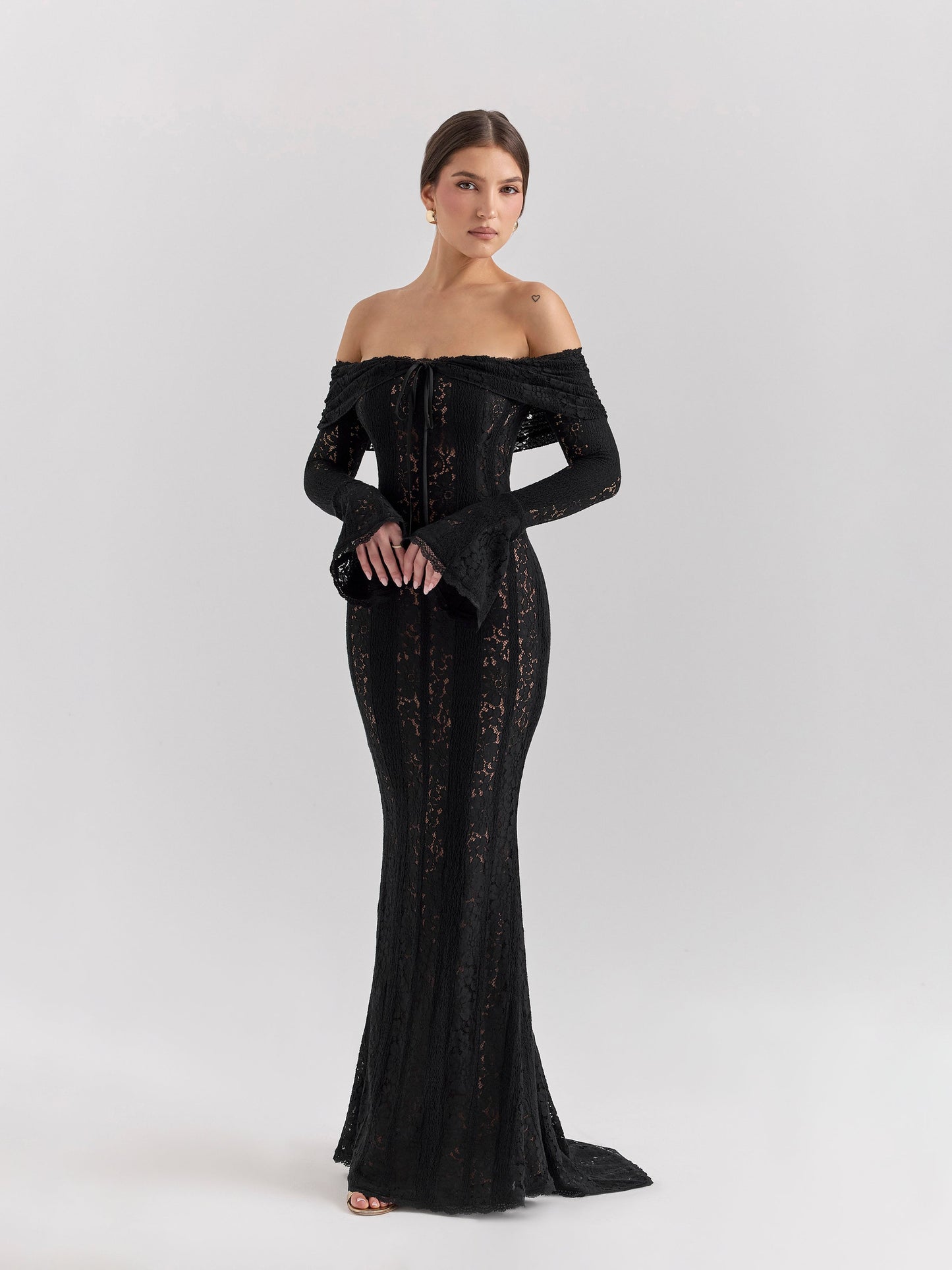 Off-Shoulder Lace Maxi Dress | Elegant & Romantic | Timeless Glamour
